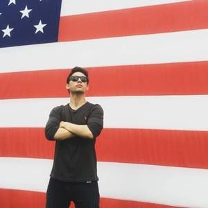 Meet your Posher, Tom